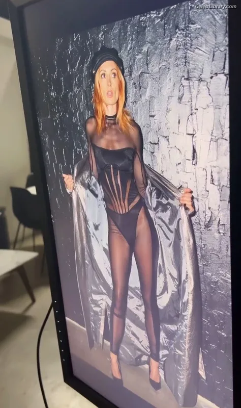 Becky Lynch photo 13 of 390