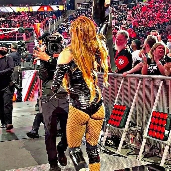 Becky Lynch photo 20 of 390