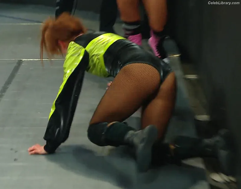 Becky Lynch photo 21 of 390