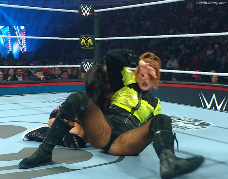 Becky Lynch photo 2 of 390