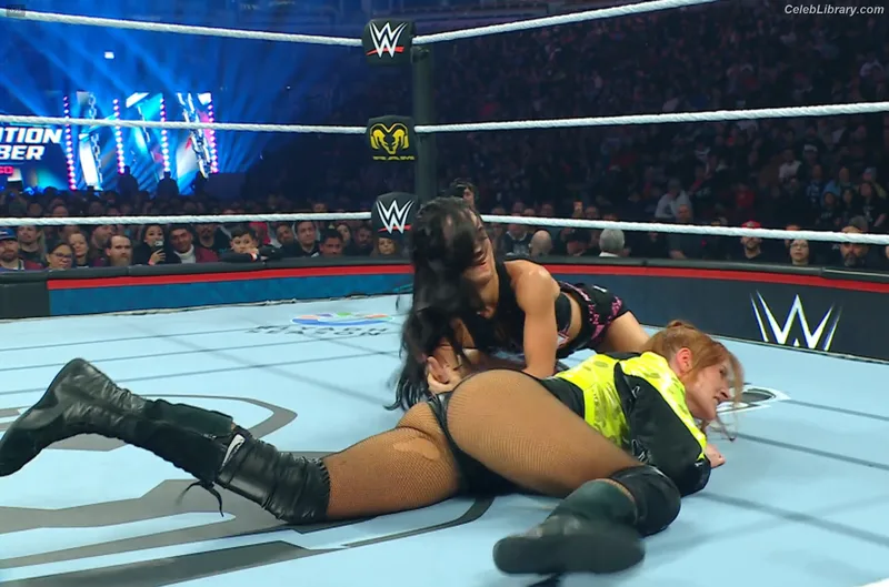 Becky Lynch photo 5 of 390