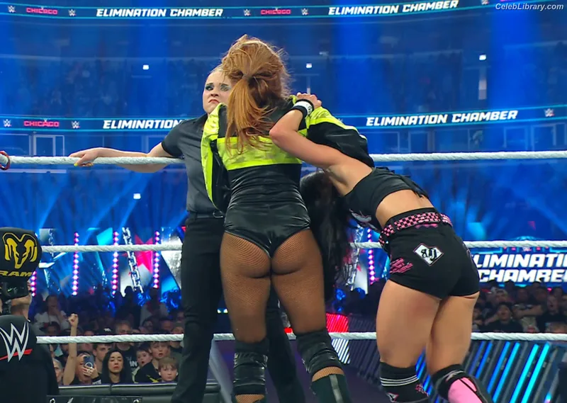 Becky Lynch photo 6 of 390