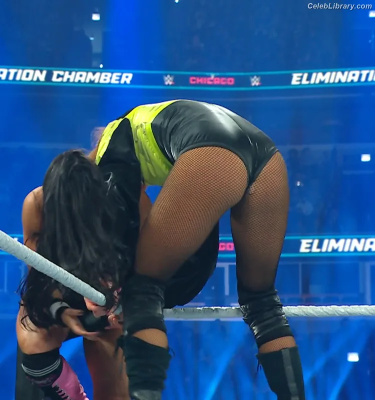 Becky Lynch photo 14 of 390