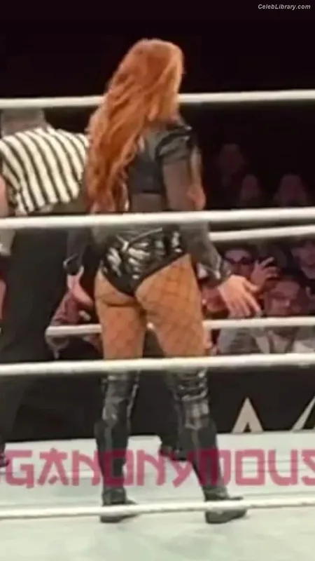 Becky Lynch photo 4 of 390