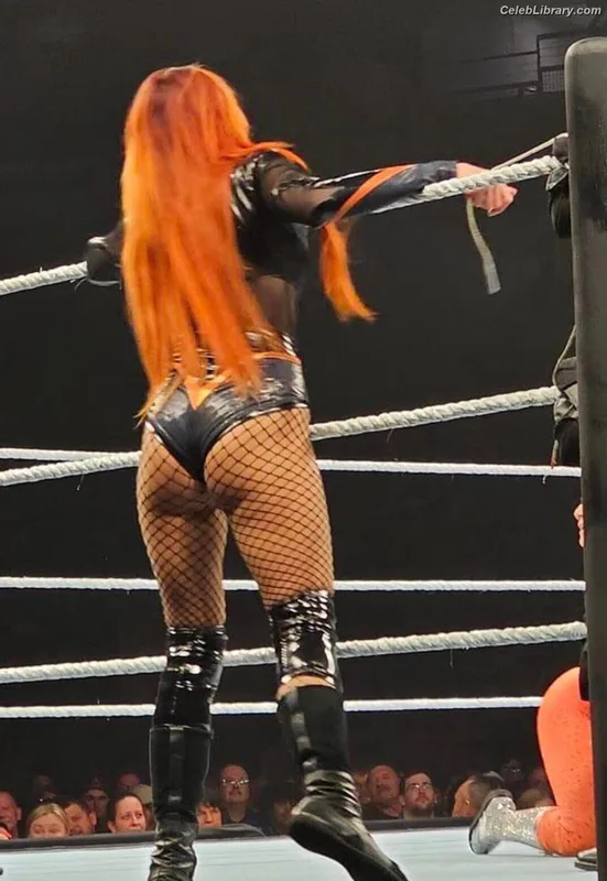 Becky Lynch photo 13 of 390