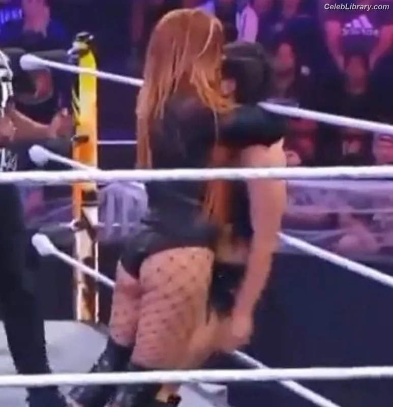 Becky Lynch photo 8 of 390