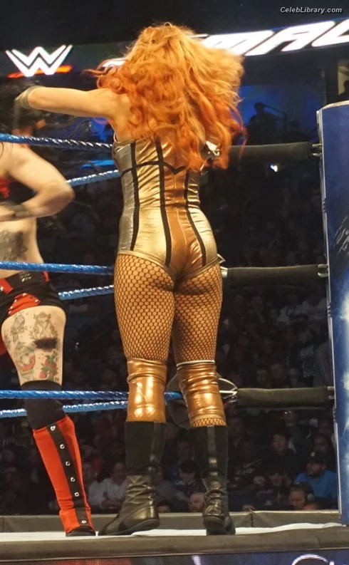 Becky Lynch photo 17 of 390
