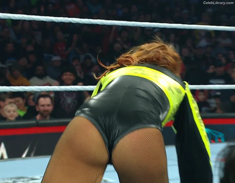 Becky Lynch photo 14 of 390