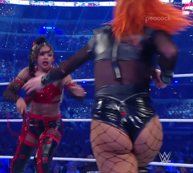 Becky Lynch photo 23 of 390