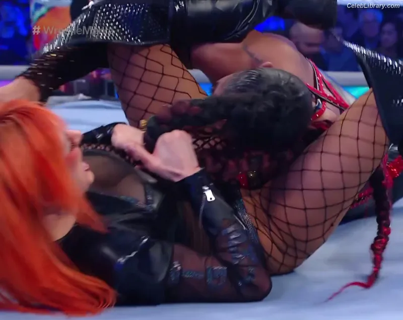 Becky Lynch photo 24 of 390