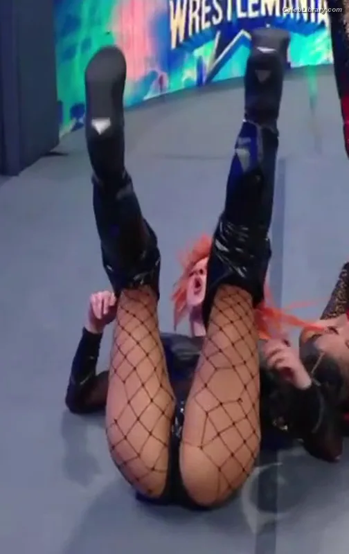 Becky Lynch photo 2 of 390