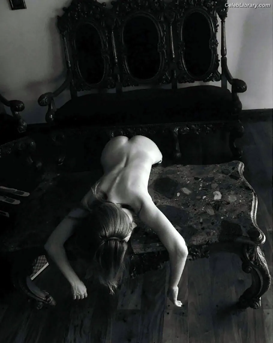 Belen Francese photo 18 of 116