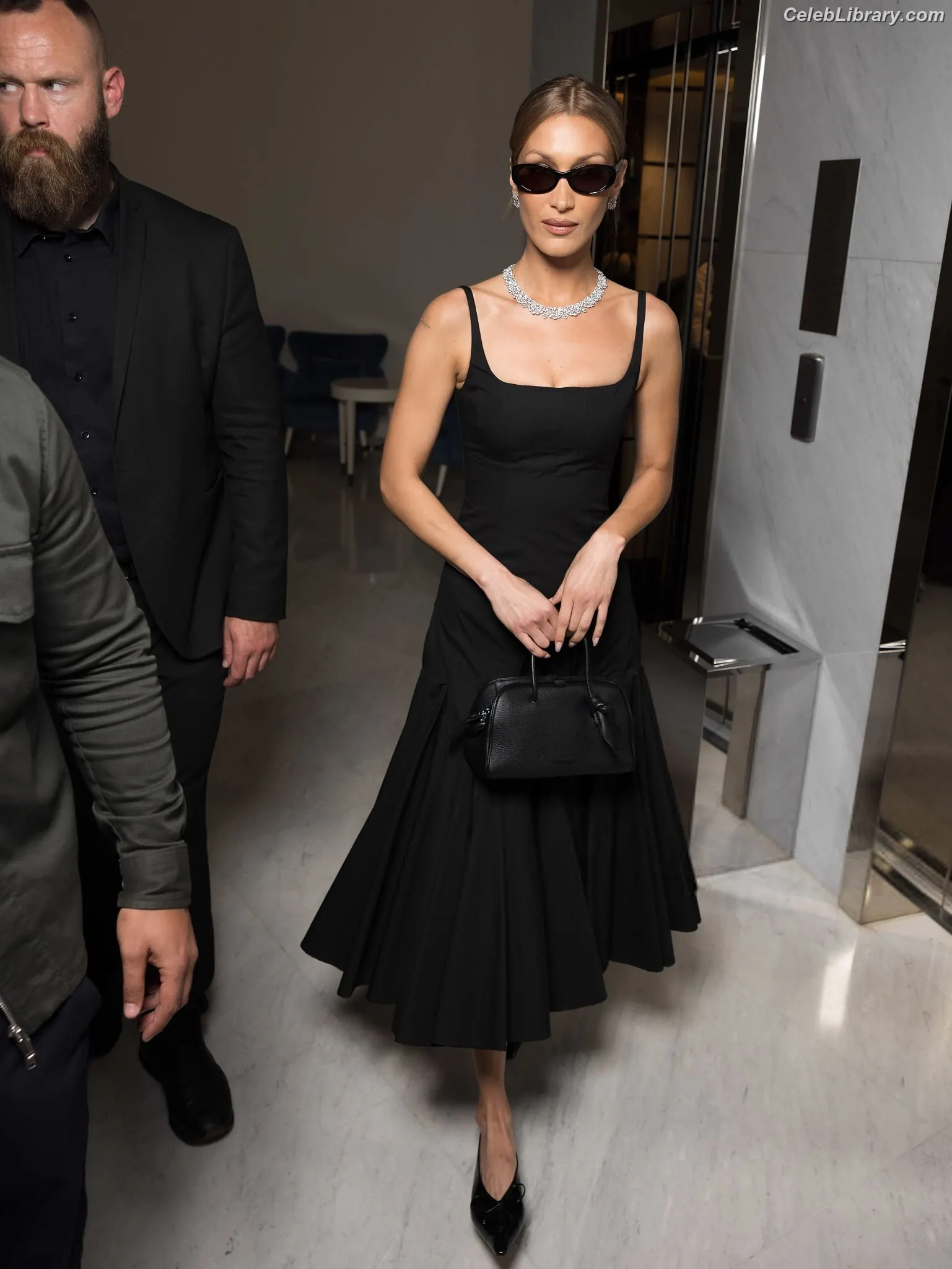 Bella Hadid photo 24 of 1888