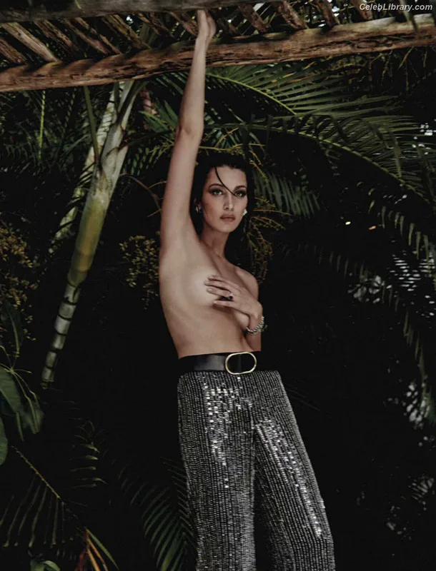 Bella Hadid photo 18 of 1874