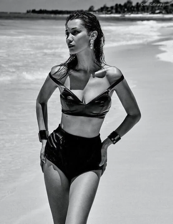 Bella Hadid photo 4 of 1874