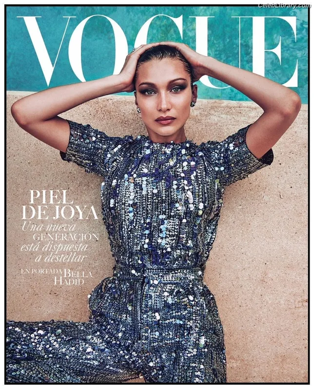 Bella Hadid photo 7 of 1874