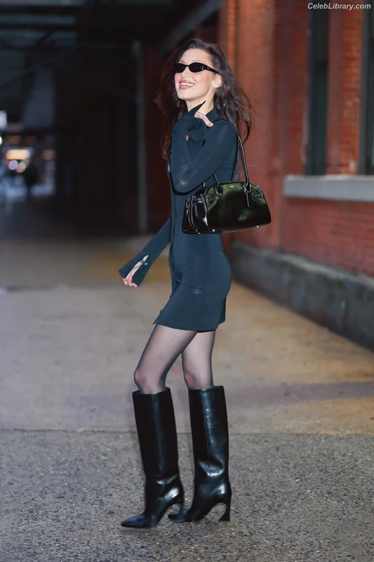 Bella Hadid photo 24 of 1874