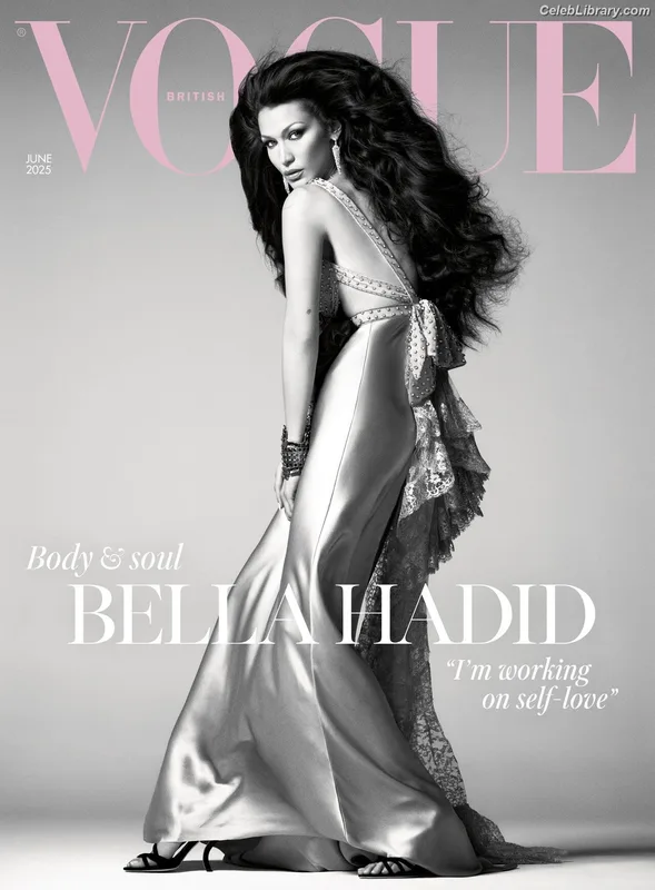 Bella Hadid photo 8 of 1874