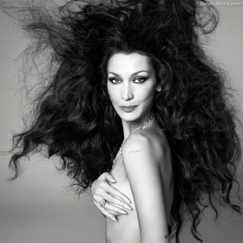 Bella Hadid photo 12 of 1874