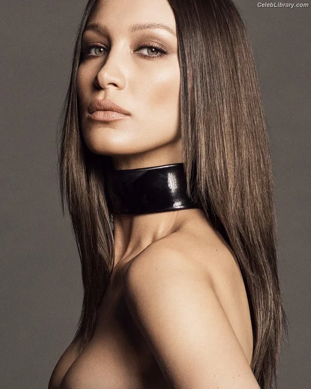 Bella Hadid photo 1 of 1874