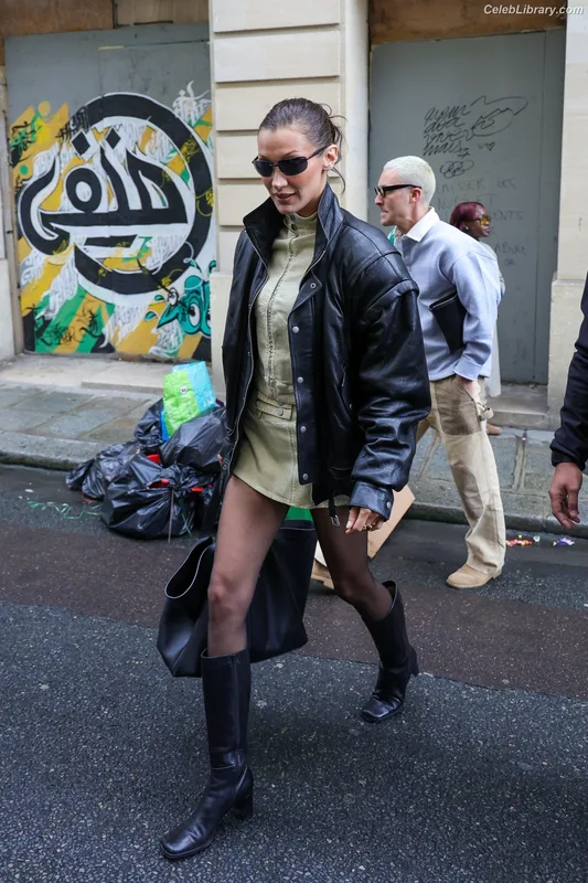 Bella Hadid photo 6 of 1874