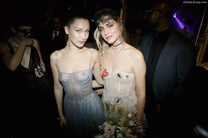 Bella Hadid photo 20 of 1874