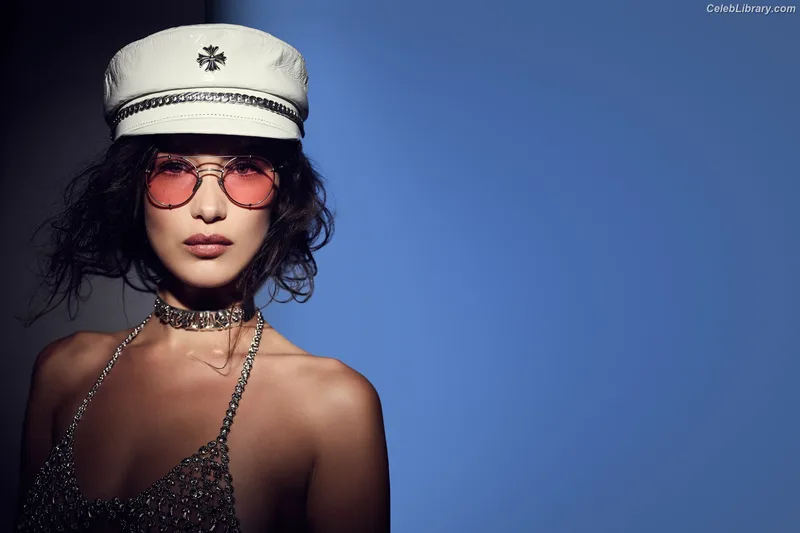 Bella Hadid photo 5 of 1874