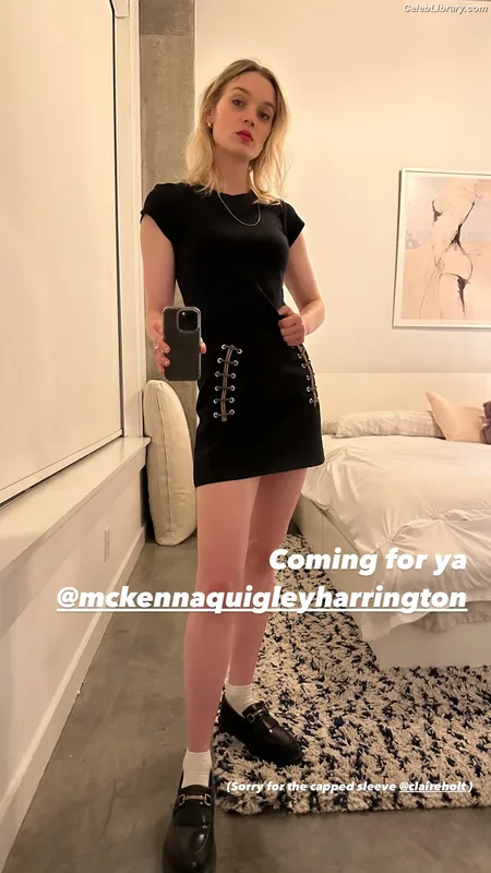 Bella Heathcote photo 10 of 33