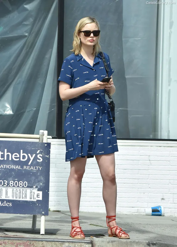 Bella Heathcote photo 5 of 33