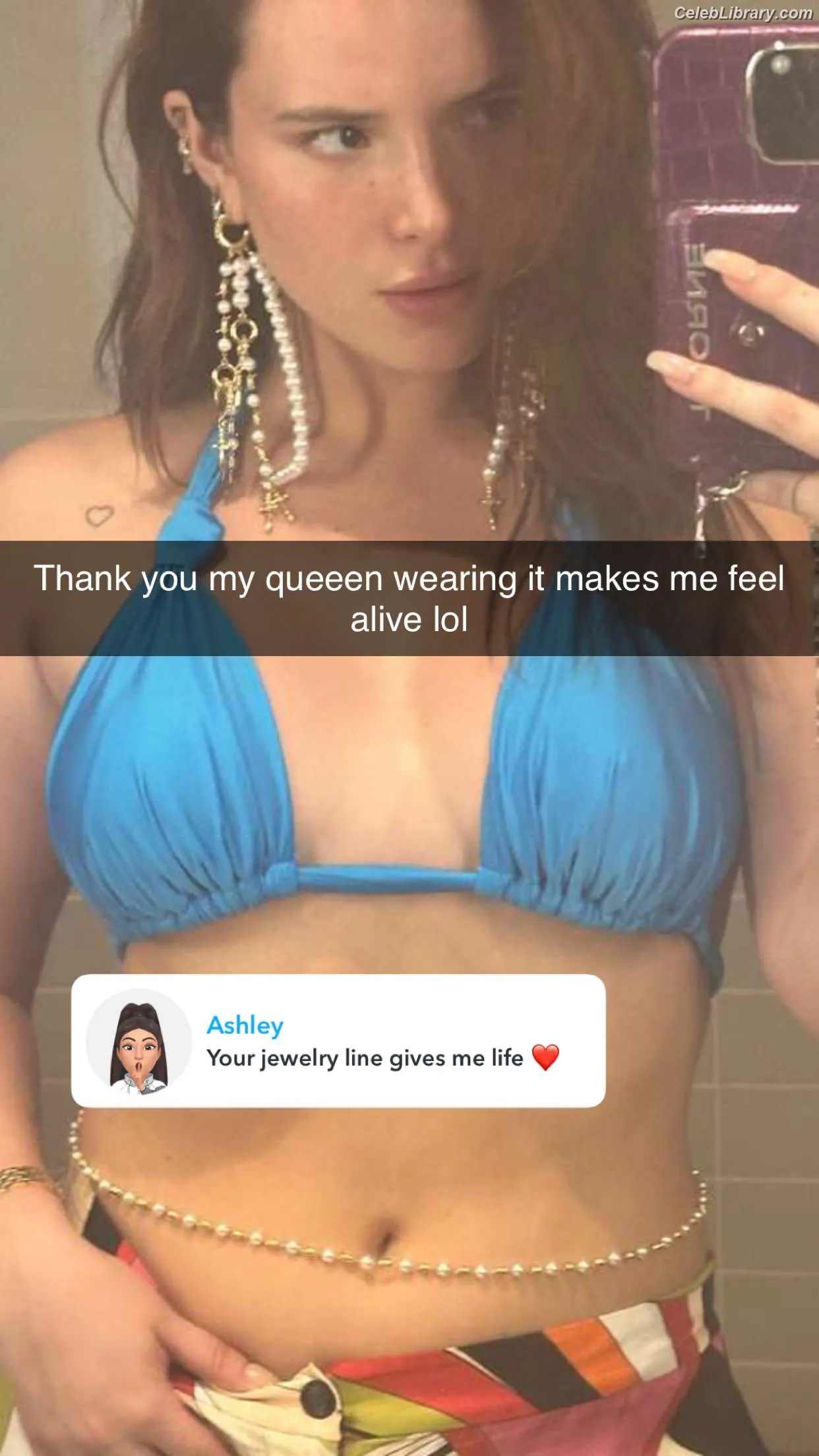 Bella Thorne photo 1 of 3689