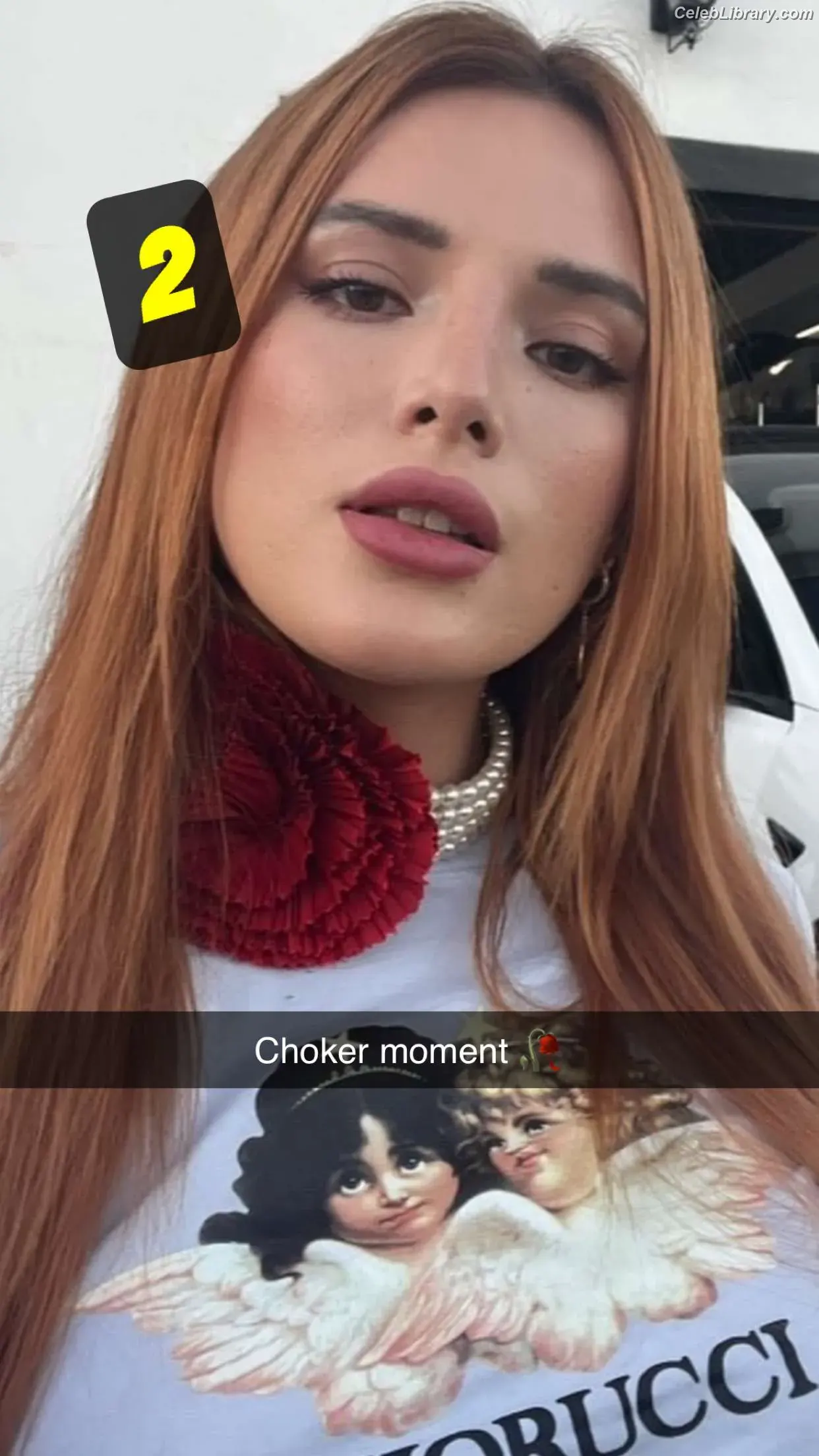 Bella Thorne photo 17 of 3689