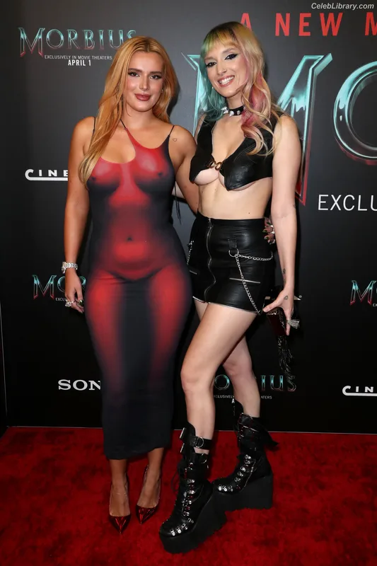 Bella Thorne photo 12 of 3680