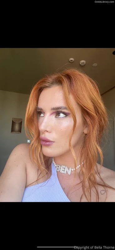 Bella Thorne photo 23 of 3680