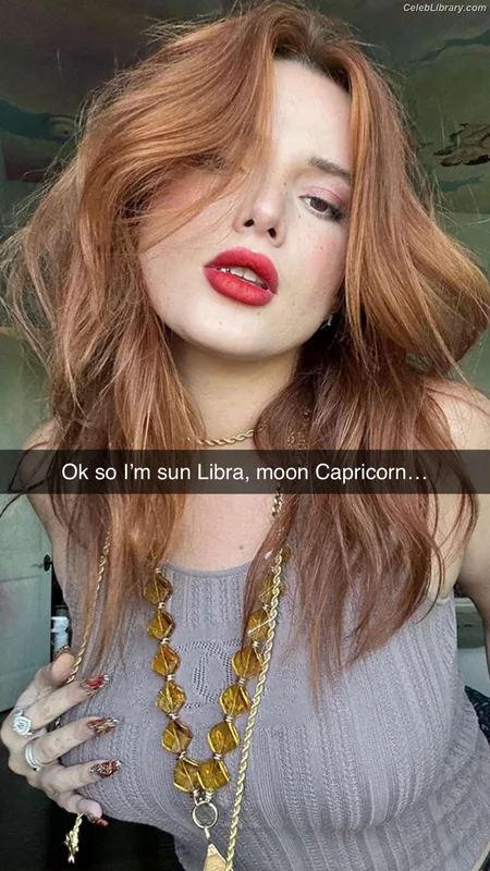 Bella Thorne photo 1 of 3680