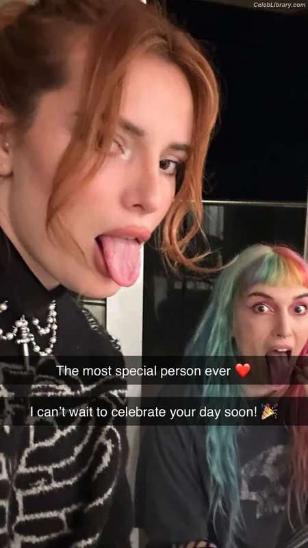 Bella Thorne photo 1 of 3680