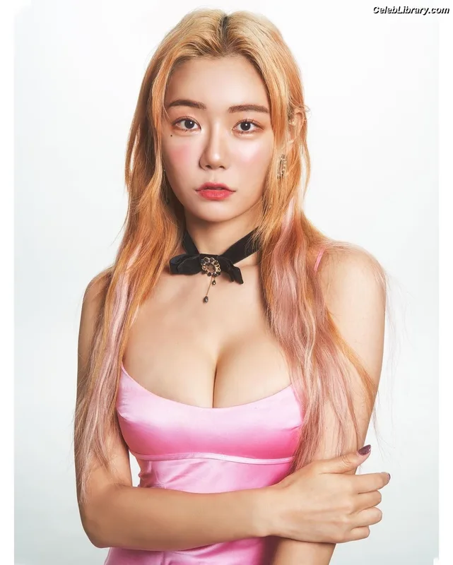Berry (빛베리) photo 6 of 2598