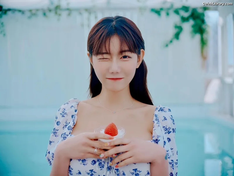 Berry (빛베리) photo 11 of 2598