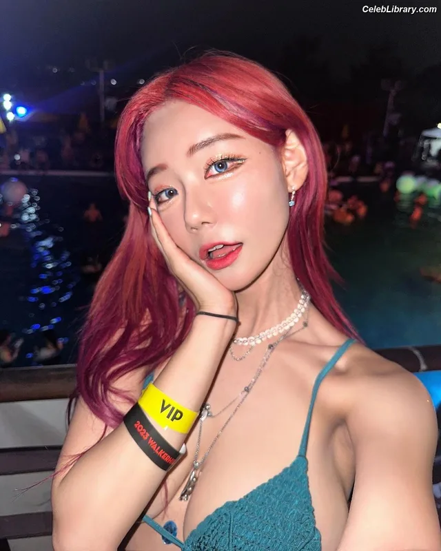 Berry (빛베리) photo 10 of 2598