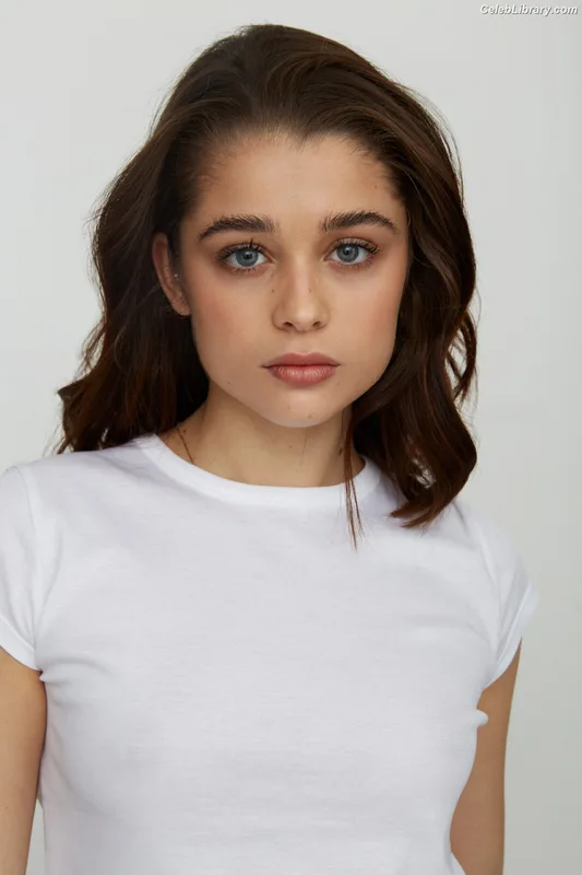 Berta Castañé photo 3 of 230