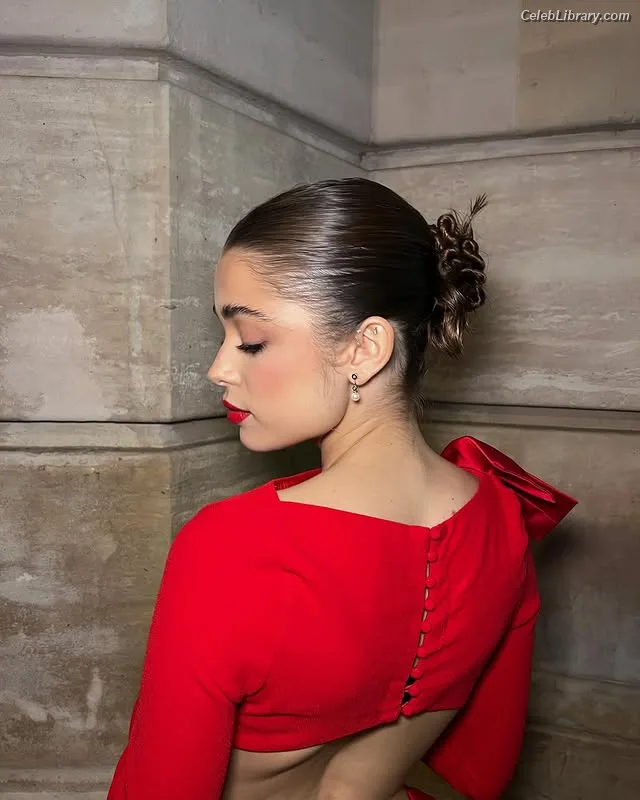 Berta Castañé photo 15 of 230