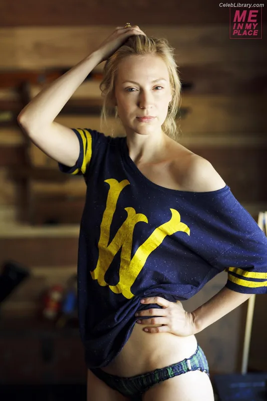 Beth Riesgraf photo 2 of 26