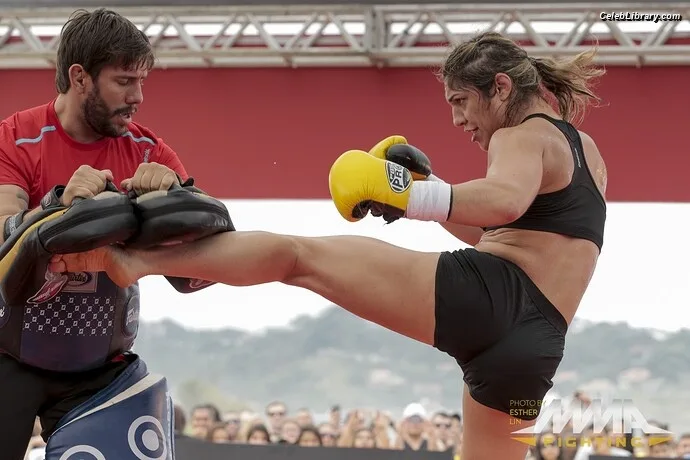Bethe Correia photo 22 of 424