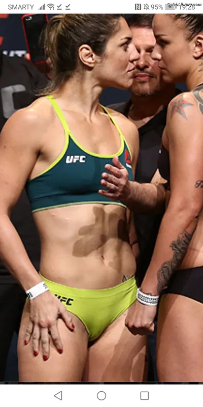 Bethe Correia photo 1 of 424