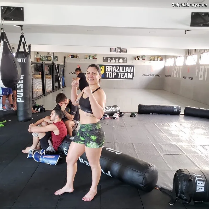 Bethe Correia photo 18 of 424