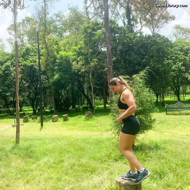 Bethe Correia photo 20 of 424