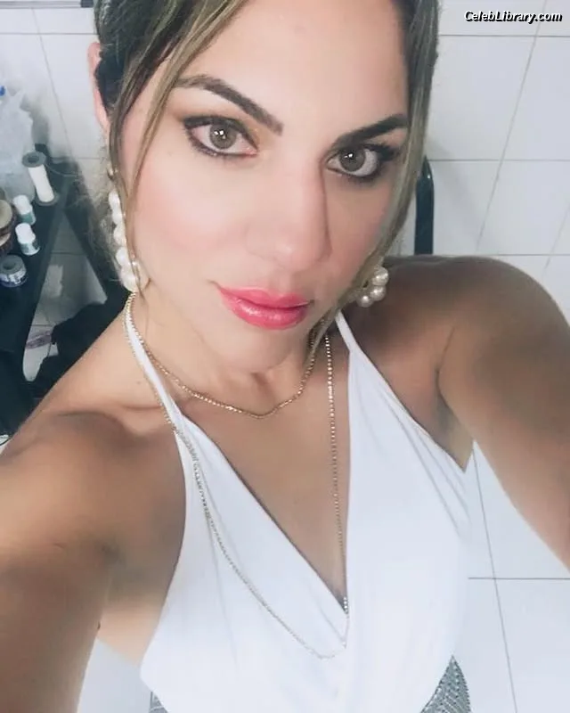 Bethe Correia photo 1 of 424