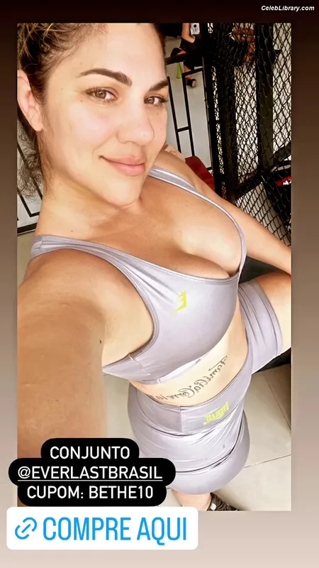 Bethe Correia photo 8 of 424