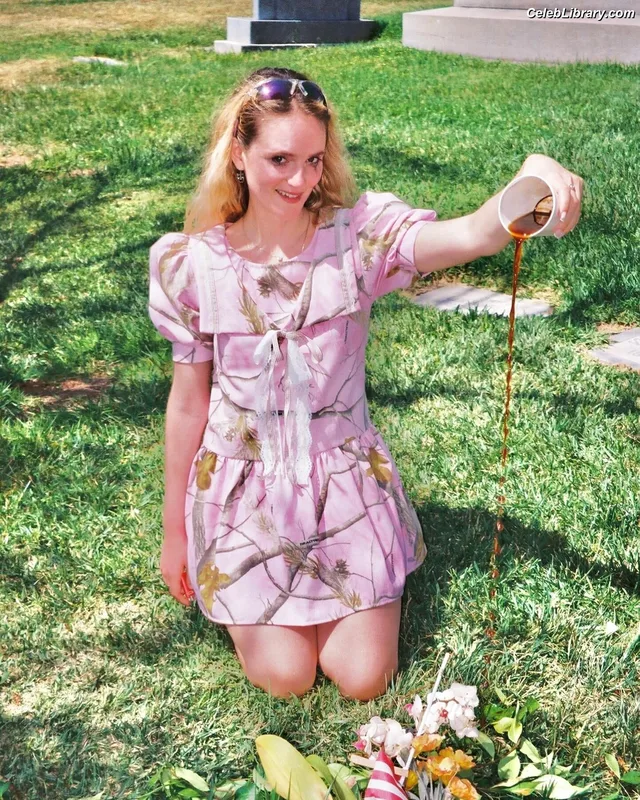 Betsey Brown photo 7 of 41
