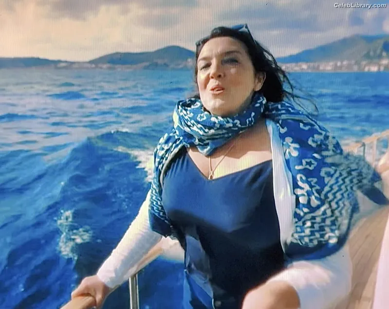 Bettany Hughes photo 7 of 22