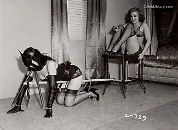Bettie Page photo 10 of 1564